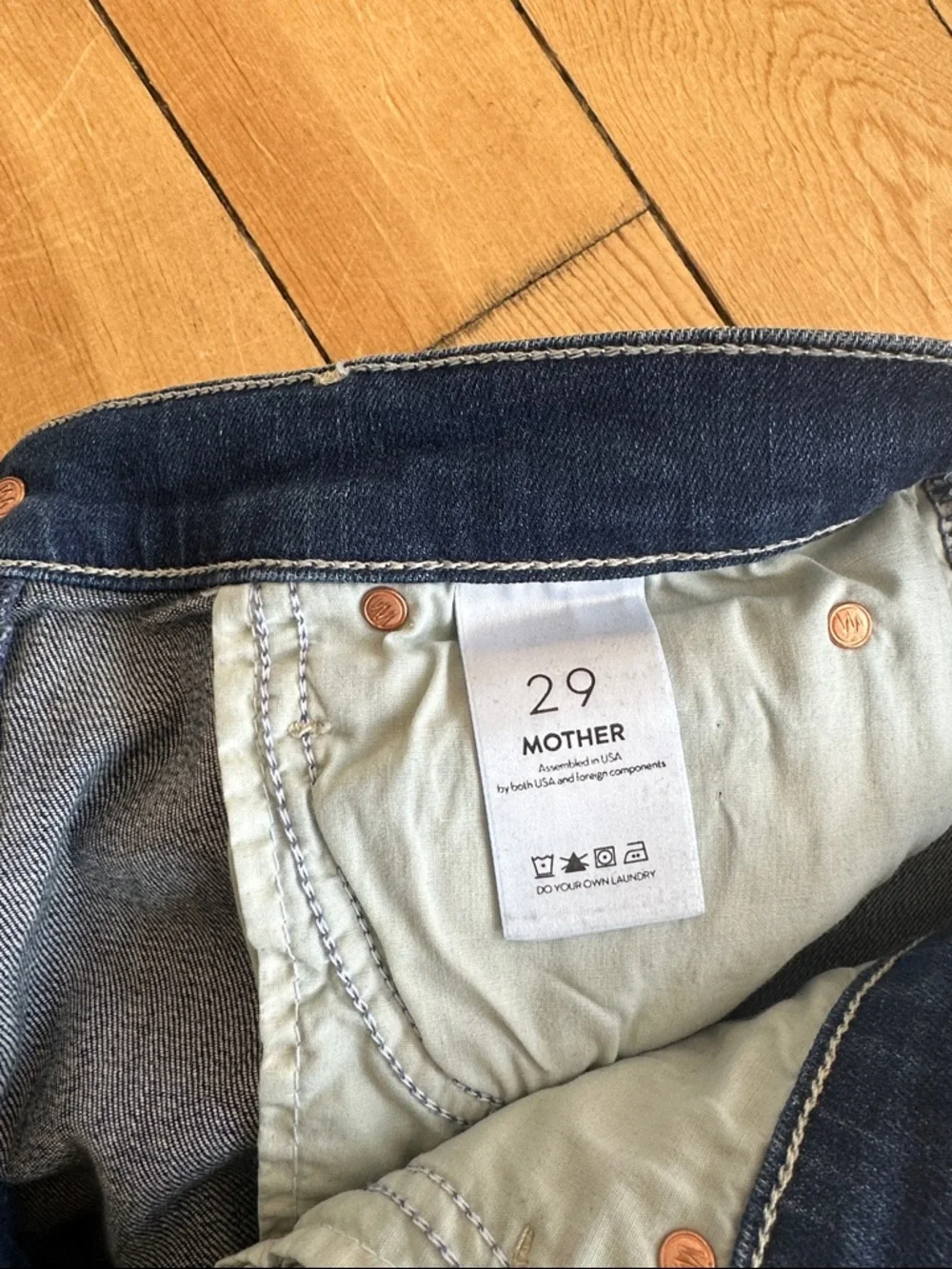 MOTHER High Waisted Rascal Slit Flip - Picture 8 of 13